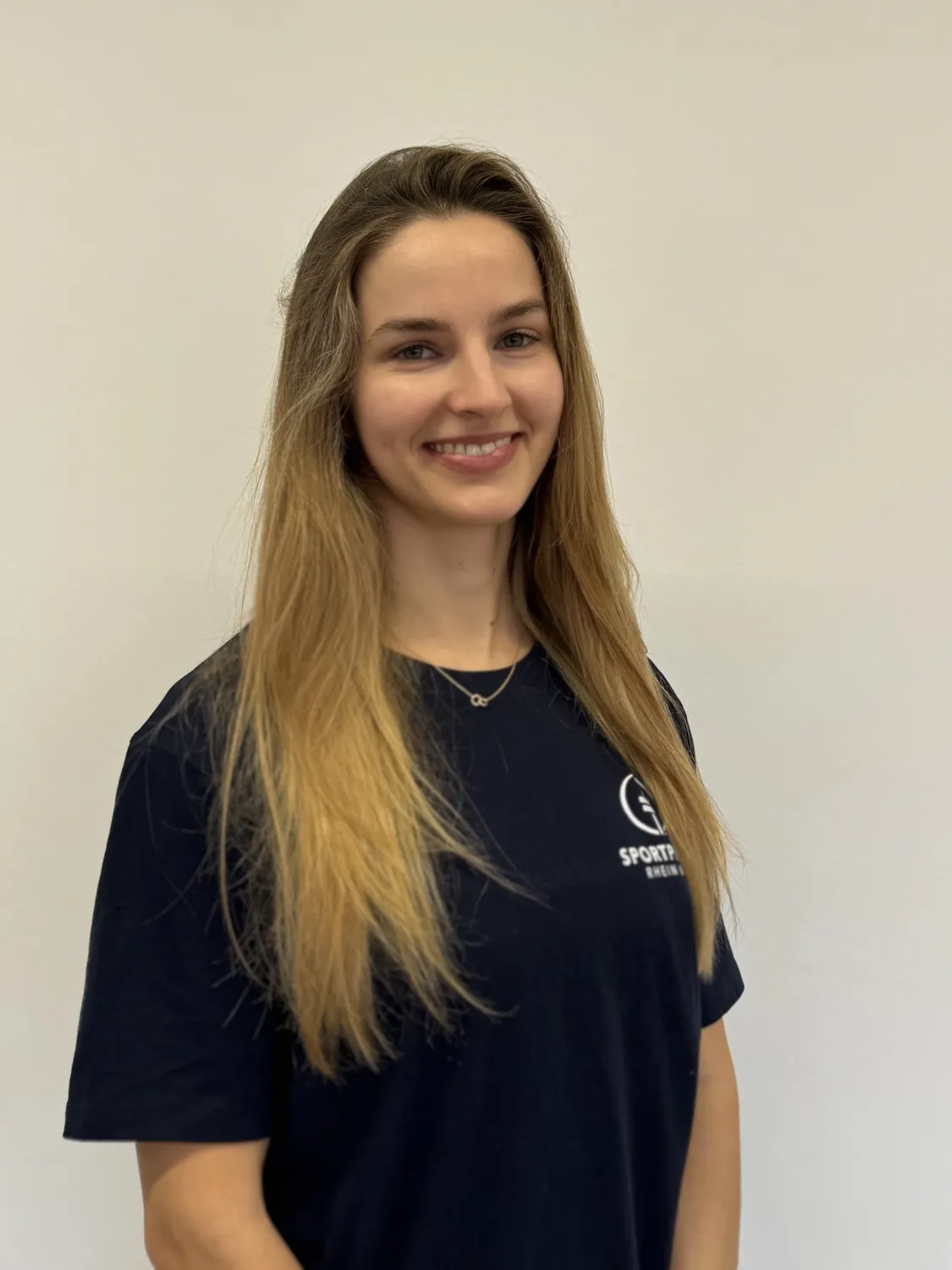 Anna, B.Sc. Physiotherapie, Schwerpunkt Beckenboden, Sportphysio Rhein Main